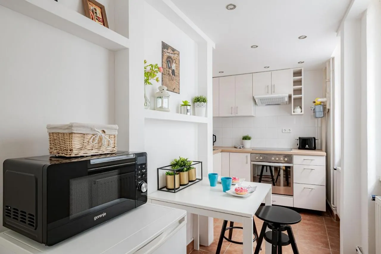 Apartment Vintage Home Next To Central Market Hall Budapest Hungary